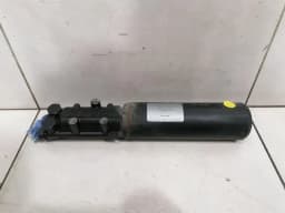 AUDI Audi RS7 A7 4G8 Chassis Valve 4G0616813 DRC Suspension Valve — thumbnail 1