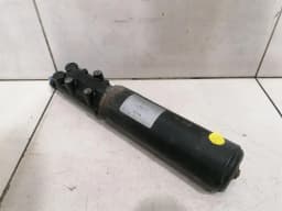 AUDI Audi RS7 A7 4G8 Chassis Valve 4G0616813 DRC Suspension Valve — thumbnail 2