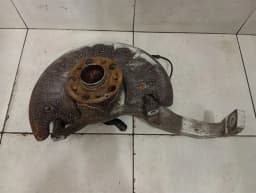 MERCEDES-BENZ Mercedes C63 AMG W205 Left Front Hub A2053325100 Wheel Bearing Housing Front Left — thumbnail 6