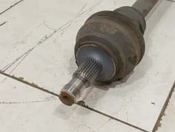 MERCEDES-BENZ Mercedes C63 W205 drive shaft rear right A2053509508 rear right drive shaft — thumbnail 4