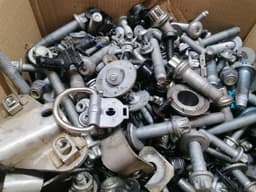 MERCEDES-BENZ Mercedes E63 AMG W213 SCREENS BOLTS FROM ONE CAR SET SCREWS — thumbnail 2