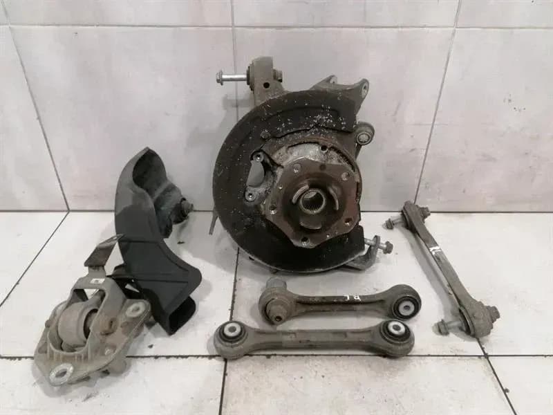 Porsche 911 991 Left Rear Hub SET 99133111104 Wheel Bearing Housing Rear Left