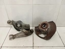 PORSCHE Porsche 911 991 Right Front Hub 99134115805 Wheel Bearing Housing Front Right 4S AWD — thumbnail 1
