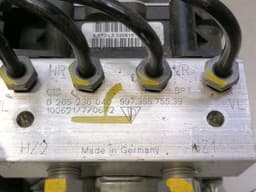 PORSCHE 2010 PORSCHE 911 997 A.B.S PUMP 99735575539 ABS PUMP HYDRAULIC BLOCK MK2 — thumbnail 7