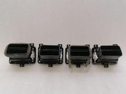ASTON MARTIN ASTON MARTIN DBS V12 Air Vent Set 8D33-046B30-BB Vent Nozzle Vent — thumbnail 4