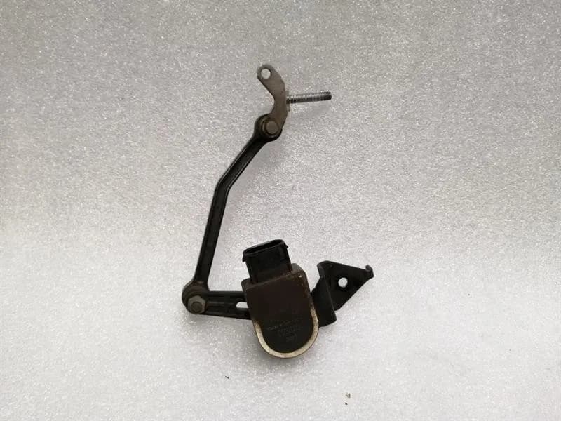 MERCEDES GLS X166 GLS63 FLH Level Sensor A0045429918 Front Lens Level Sensor