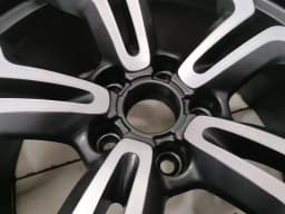 AUDI AUDI R8 TYPE 42 V10 5.2 SPYDER ALLOY WHEEL SET 420601025AK ALLOY WHEEL SET — thumbnail 6
