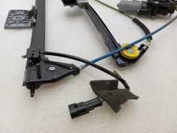 FERRARI Ferrari FF F151 Right Front Door Winder 82127500 Window Regulator Front Right- — thumbnail 5
