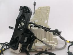MERCEDES-BENZ Mercedes S-Class W221 W216 right door lock A2217205835 door lock front right — thumbnail 2