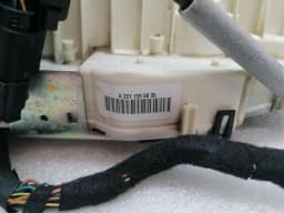 MERCEDES-BENZ Mercedes S-Class W221 W216 right door lock A2217205835 door lock front right — thumbnail 3