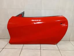 FERRARI FERRARI 812 SUPERFAST F152M LEFT FRONT DOOR 88714311 RIGHT HAND DRIVE RHD — thumbnail 1