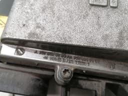 MERCEDES-BENZ Mercedes ML63 AMG W164 Airbox A1560940606 Air Filter Box M156 V8 — thumbnail 8