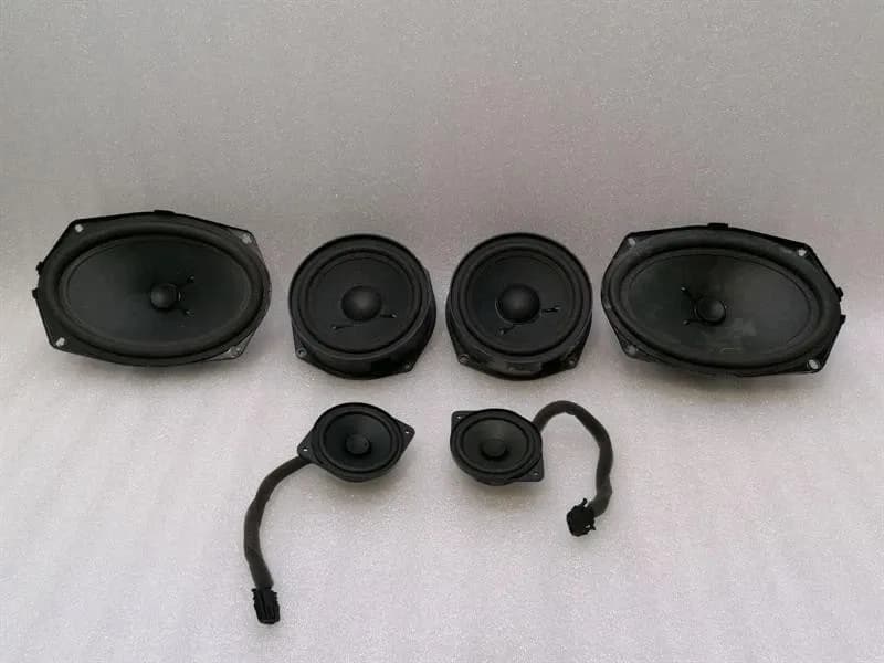 Bentley Continental GT W12 speaker set 3W0035411T speaker set