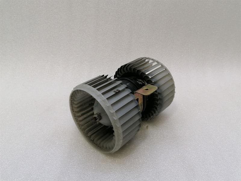 Bentley Continental GT W12 Heater Blower 3D0959101 Engine Heater Fan