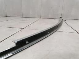 TESLA Tesla Model S 90D Right Body Moulding 1039308-00-A Right Chrome Strip — thumbnail 6