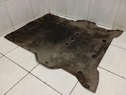 PORSCHE Porsche Taycan 9J Undertray 9J1825311C Underbody Trim — thumbnail 8