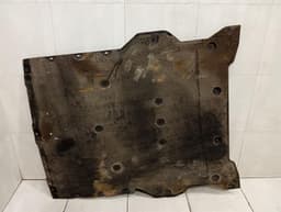 PORSCHE Porsche Taycan 9J Undertray 9J1825311C Underbody Trim — thumbnail 4