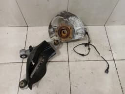 PORSCHE Porsche 911 991 Left Front Hub 99134115705 Wheel Bearing Housing Front Left 4S AWD — thumbnail 1