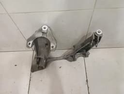 PORSCHE Porsche Cayman 981 GT4 subframe rear 98133105190 left axle frame rear axle- — thumbnail 4