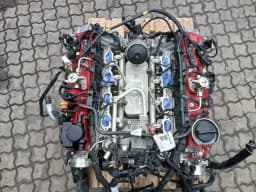 FERRARI 9300KM 2020 FERRARI GTC4 LUSSO T 3.9 V8 F151M F154BD Engine 754014000 Engine SET- — thumbnail 8
