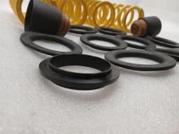 FERRARI Ferrari GTC4 Lusso T 3.9 V8 Coil Spring Novitec 08G20 70-70-250 Spring - — thumbnail 5