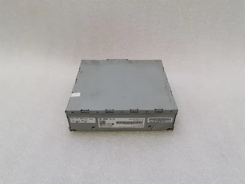 AUDI AUDI RS5 8T CD player 4G0035061Q audio system controller