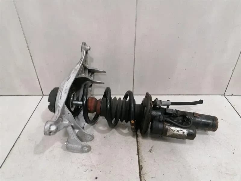 AUDI Audi RS5 8T shock absorber front 8K0412019 left shock absorber front left-