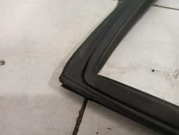 FERRARI Ferrari 599 GTB F141 Door Seal 68579200 LH Door Seals LEFT- — thumbnail 3