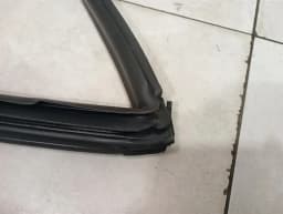 FERRARI Ferrari 599 GTB F141 Door Seal 68579200 LH Door Seals LEFT- — thumbnail 6