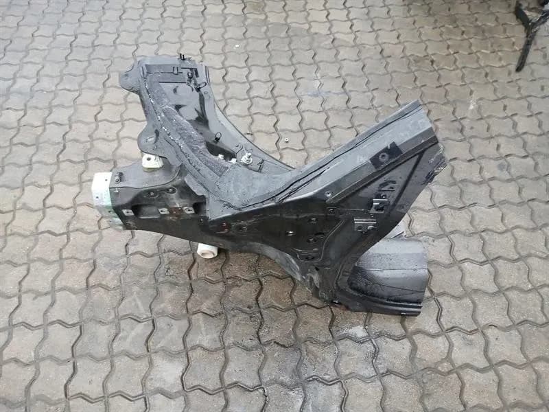 MCLAREN McLaren 570S Spider Left Front Chassis Leg 13A1314CP Left Front Wheel Arch-