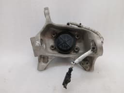 MCLAREN McLaren 600LT Spider Right Front Hub 13BA352RP Wheel Bearing Housing Front Right- — thumbnail 6