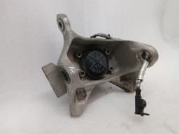 MCLAREN McLaren 600LT Spider Right Front Hub 13BA352RP Wheel Bearing Housing Front Right- — thumbnail 7