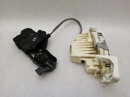MERCEDES-BENZ Mercedes S-Class W221 W216 right door lock A2217205835 door lock front right — thumbnail 2