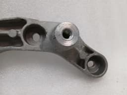 MERCEDES-BENZ Mercedes CLK W209 oil sump holder bracket A6420140600 holder carrier oil pan- — thumbnail 4