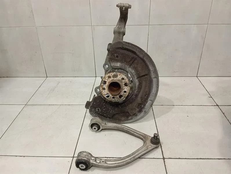 Mercedes CL W217 Right Front Hub A2223322001 Wheel Bearing Housing Front Right