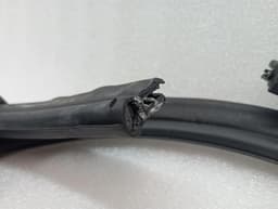 FERRARI Ferrari California T F149 14-17 Boat Seal 85156500 Trunk Seal — thumbnail 4