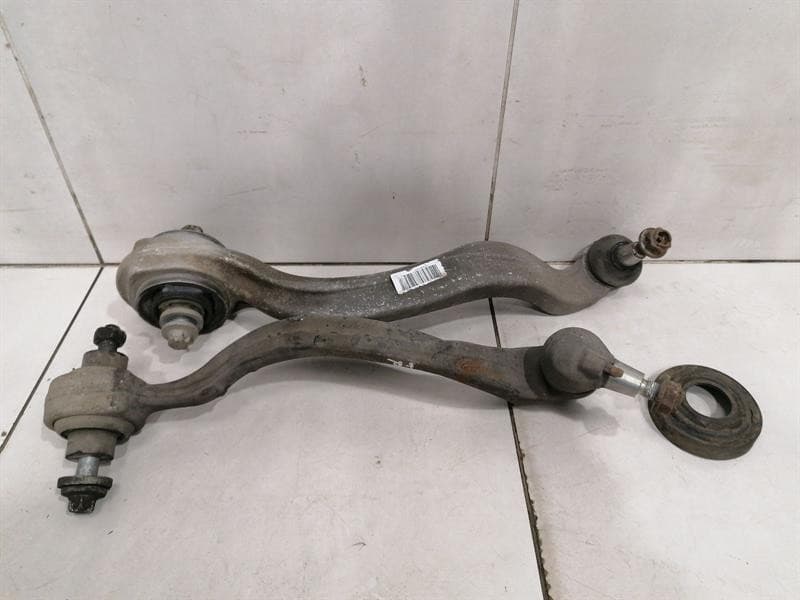 Mercedes CLS W218 Wishbone Right Set A2183301211 Front Right Wishbone Set