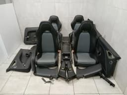 ASTON MARTIN Aston Martin Rapide 10-14 Seats Rapide Seats Interior Vented TV — thumbnail 3