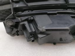 MERCEDES-BENZ Mercedes E W207 right front foglamp A2128200856 fog light right defect — thumbnail 6