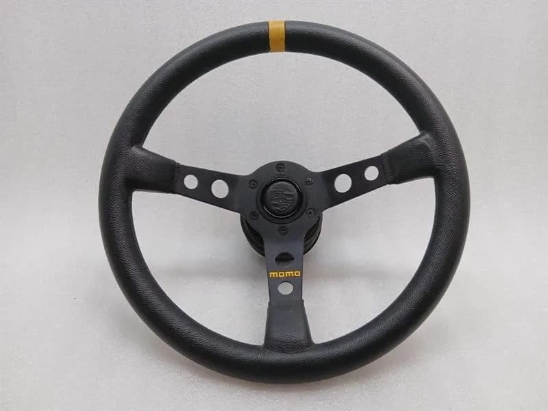 PORSCHE Porsche 911 Carrera 1984-1989 Steering Wheel MOMO Steering Wheel LEATHER LOGO CREST