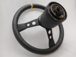 PORSCHE Porsche 911 Carrera 1984-1989 Steering Wheel MOMO Steering Wheel LEATHER LOGO CREST — thumbnail 7