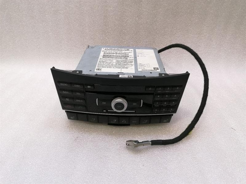 MERCEDES E CLASS W207 CD PLAYER A2129004208 AUDIO SYSTEM CONTROLLER A2079050351