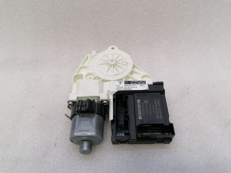 PORSCHE Porsche Boxster 987 door window motor 99762418103 window regulator motor driver