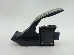 FERRARI Ferrari California T F149 gas pedal (electrical) 243117 RHD SET RIGHT HAND DRIVE — thumbnail 6