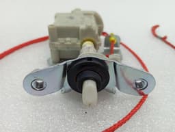 FERRARI FERRARI CALIFORNIA T F149 14-17 85143200 FUEL CAP ACTUATOR — thumbnail 9