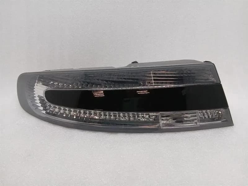 Aston Martin Rapide 10-14 Right Rear Light 8D33-13404-AM Tail Light Rear Re