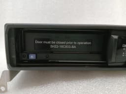 ASTON MARTIN Aston Martin Rapide 10-14 CD changer AH42-19C043-BA CD changer — thumbnail 3
