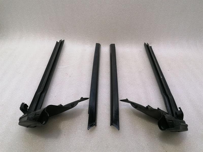MERCEDES-BENZ Mercedes SL R231 window sealing A2316730165 sealing rail for side windows