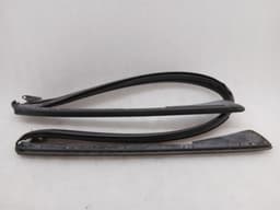 PORSCHE Porsche 911 997 windscreen surround seal 99753707702 seal windshield convertible — thumbnail 1