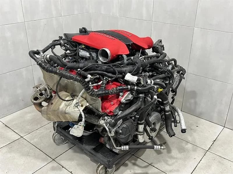 2021 11200KM FERRARI F8 F142MFL TRIBUTO Engine 985000334 Engine V8 3.9 COMPLETE